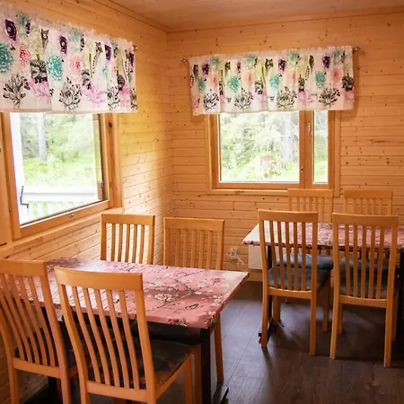 Esikartano Alpesi faház